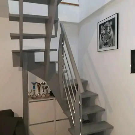Duplex Aux Portes De Paris Apartmán *